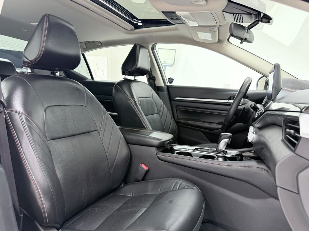 Car Image 2023 NISSAN ALTIMA SR
