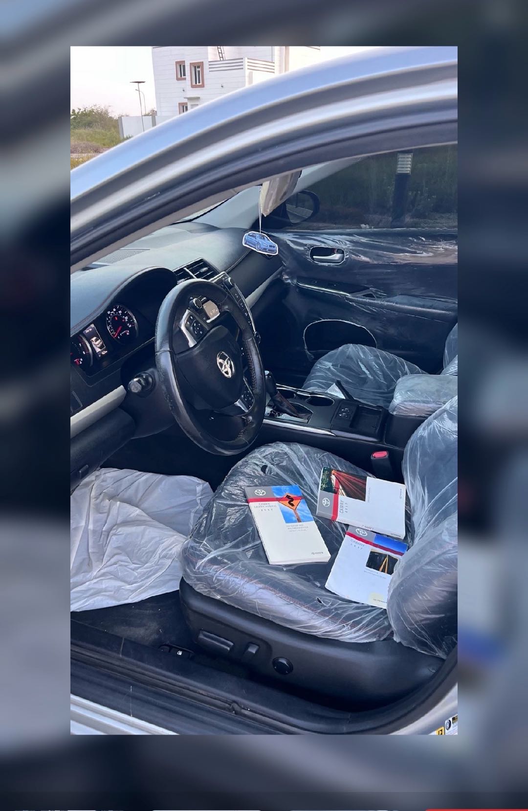 Car Image 2017 TOYOTA CAMRY XSE