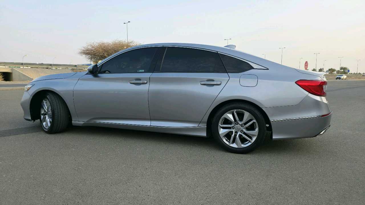 Car Image 2019 HONDA ACCORD LX