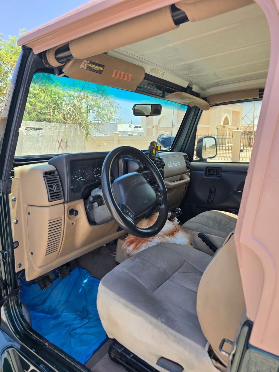 Car Image 1999 JEEP WRANGLER SAHARA