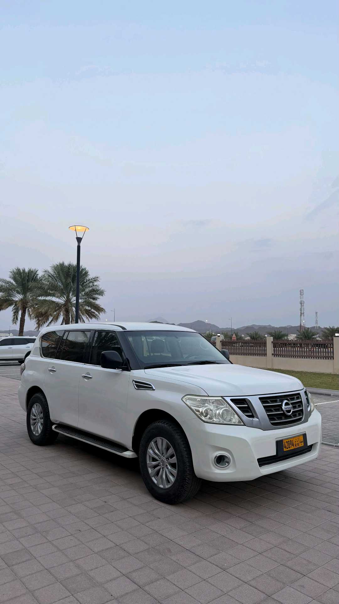 Car Image 2017 NISSAN PATROL Platinum