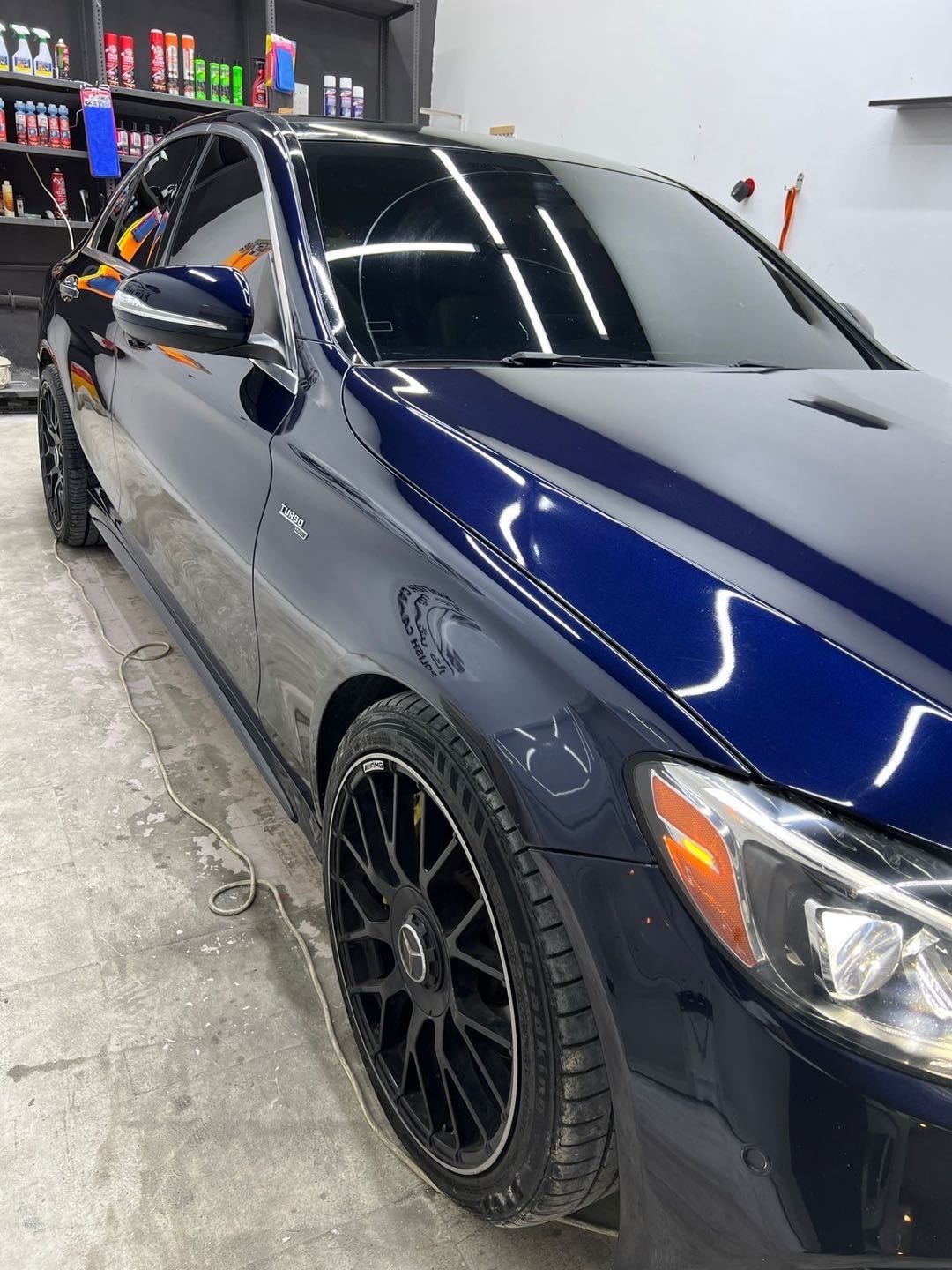 Car Image 2015 MERCEDES C Class 300