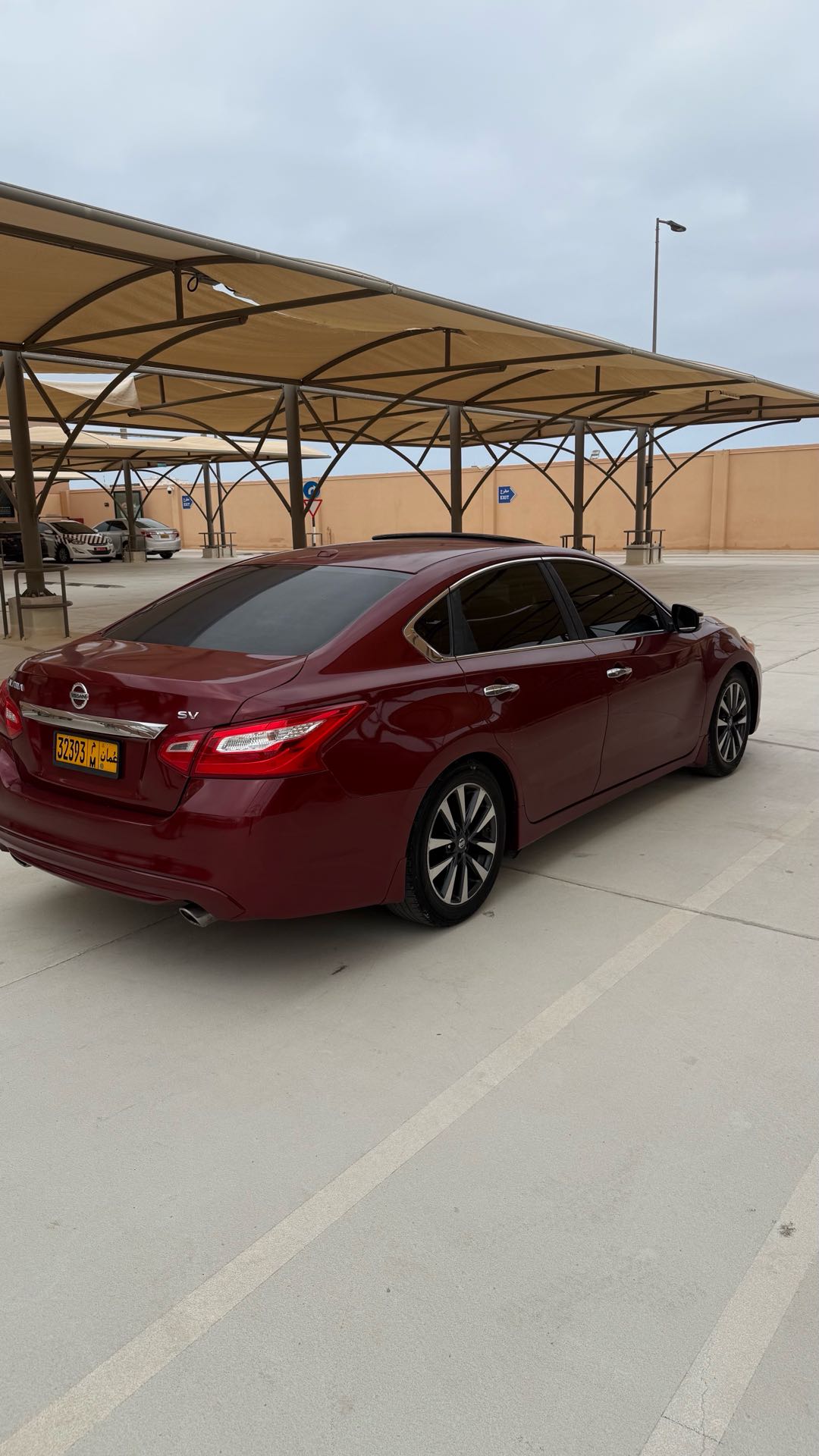 Car Image 2016 NISSAN ALTIMA SV