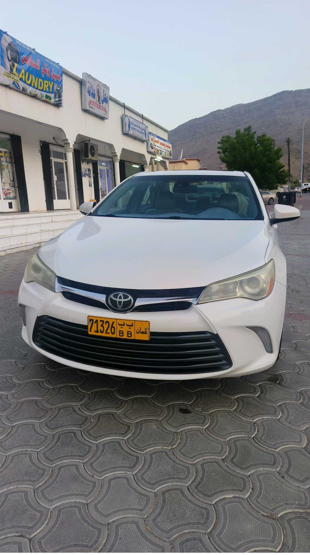 Car Image 2016 TOYOTA CAMRY XLE