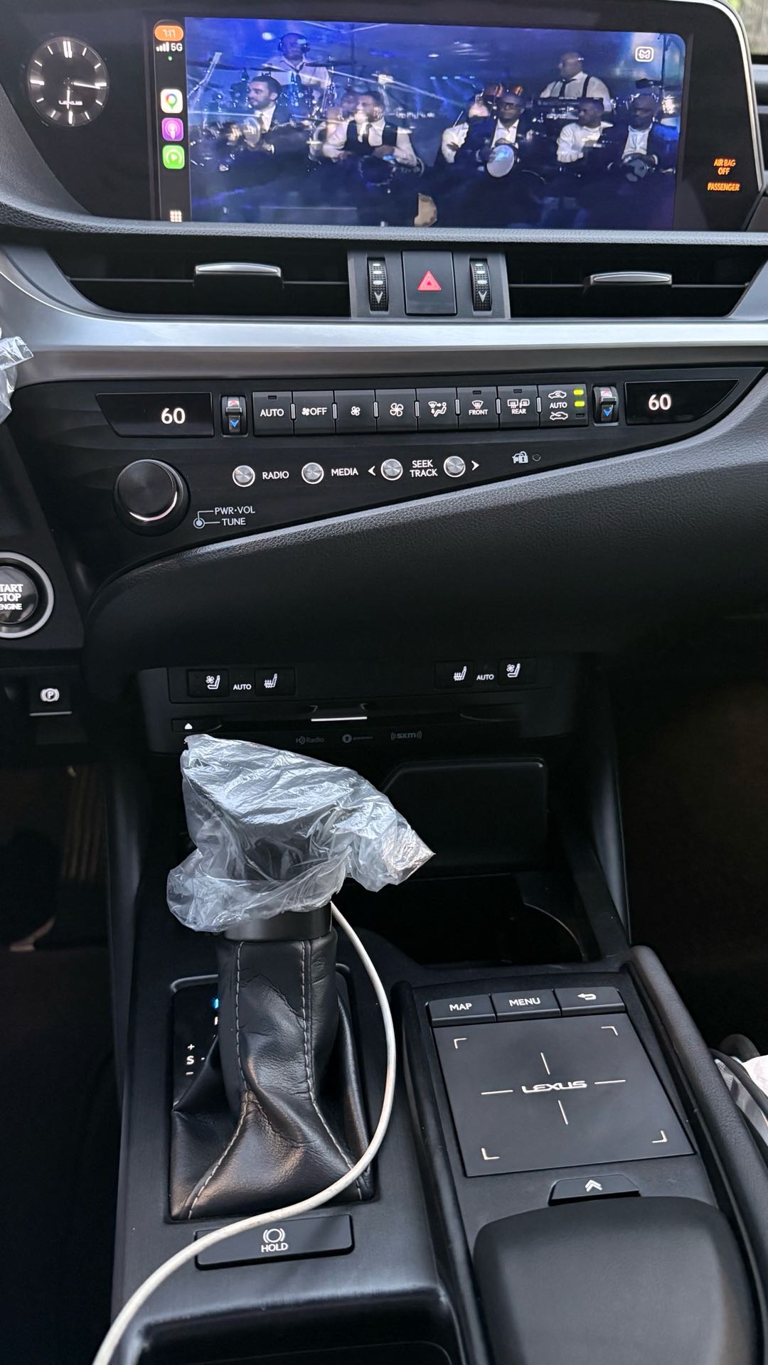 Car Image 2019 LEXUS ES 350