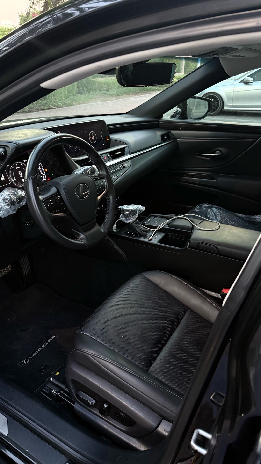 Car Image 2019 LEXUS ES 350