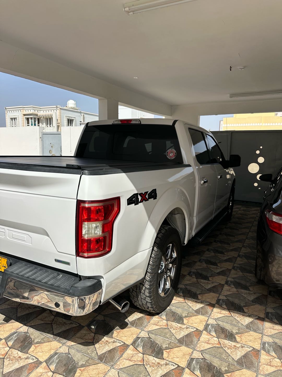 Car Image 2018 FORD F-150 XLT