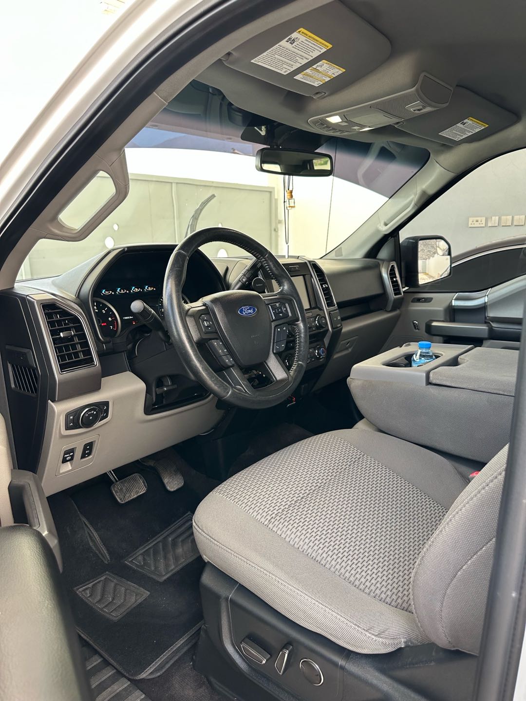 Car Image 2018 FORD F-150 XLT