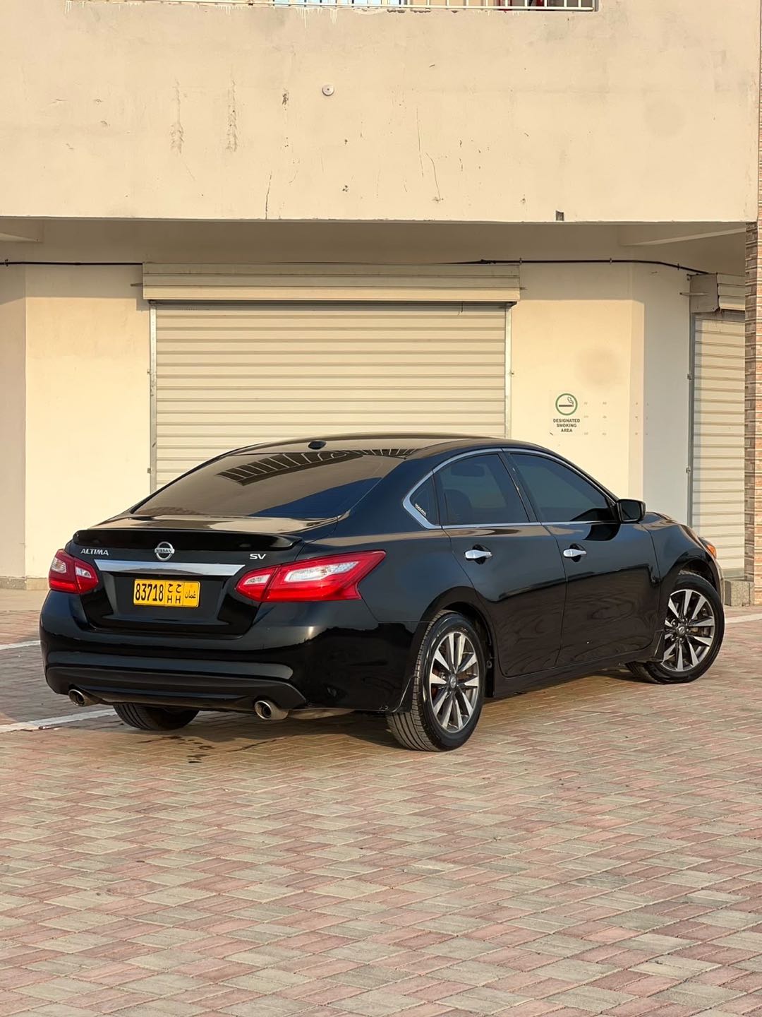 Car Image 2017 NISSAN ALTIMA SV