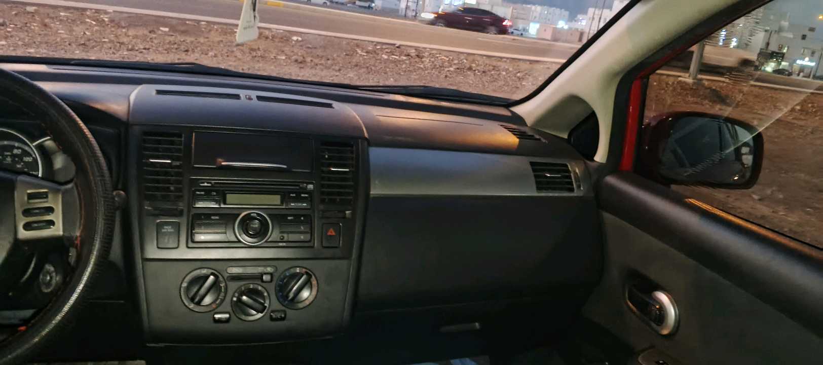 Car Image 2012 NISSAN VERSA S