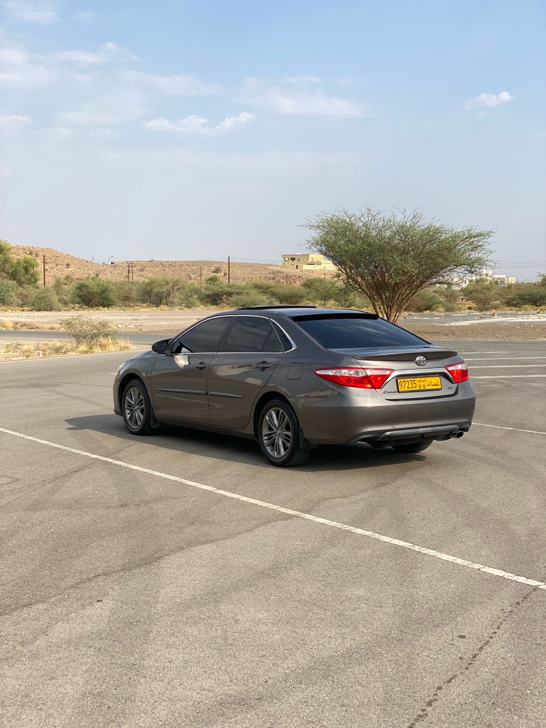 Car Image 2017 TOYOTA CAMRY SE