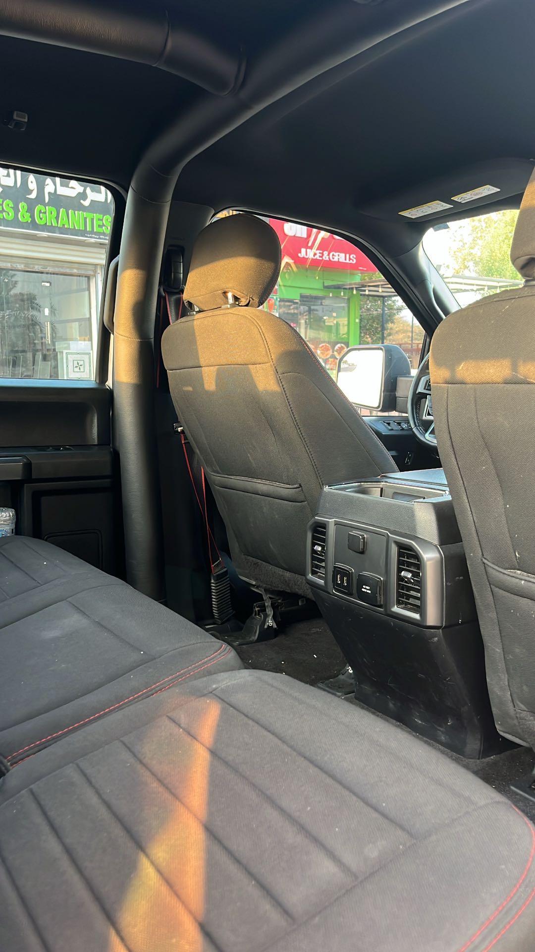 Car Image 2018 FORD F-150 XLT
