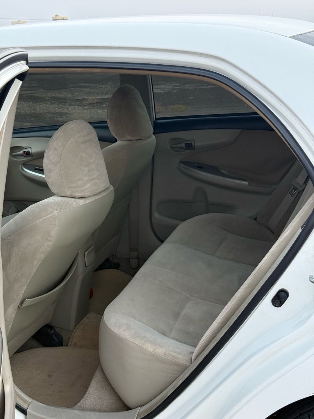 Car Image 2012 TOYOTA COROLLA XLI