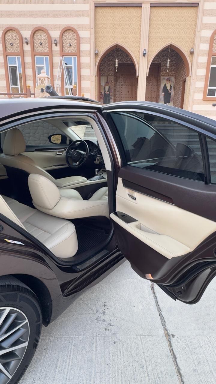 Car Image 2018 LEXUS ES 350