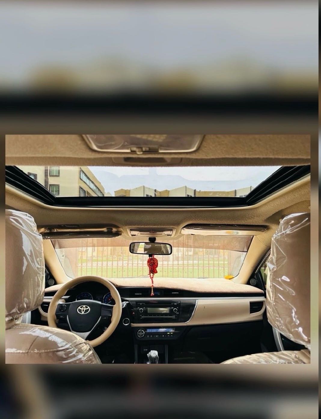 Car Image 2015 TOYOTA COROLLA XLI
