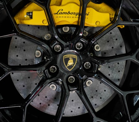 LAMBORGHINI HURACAN 2023
