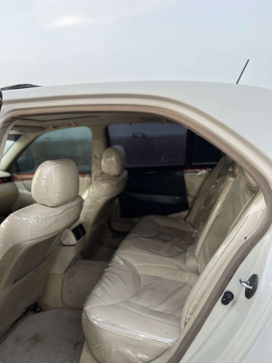 Car Image 2002 LEXUS LS 430