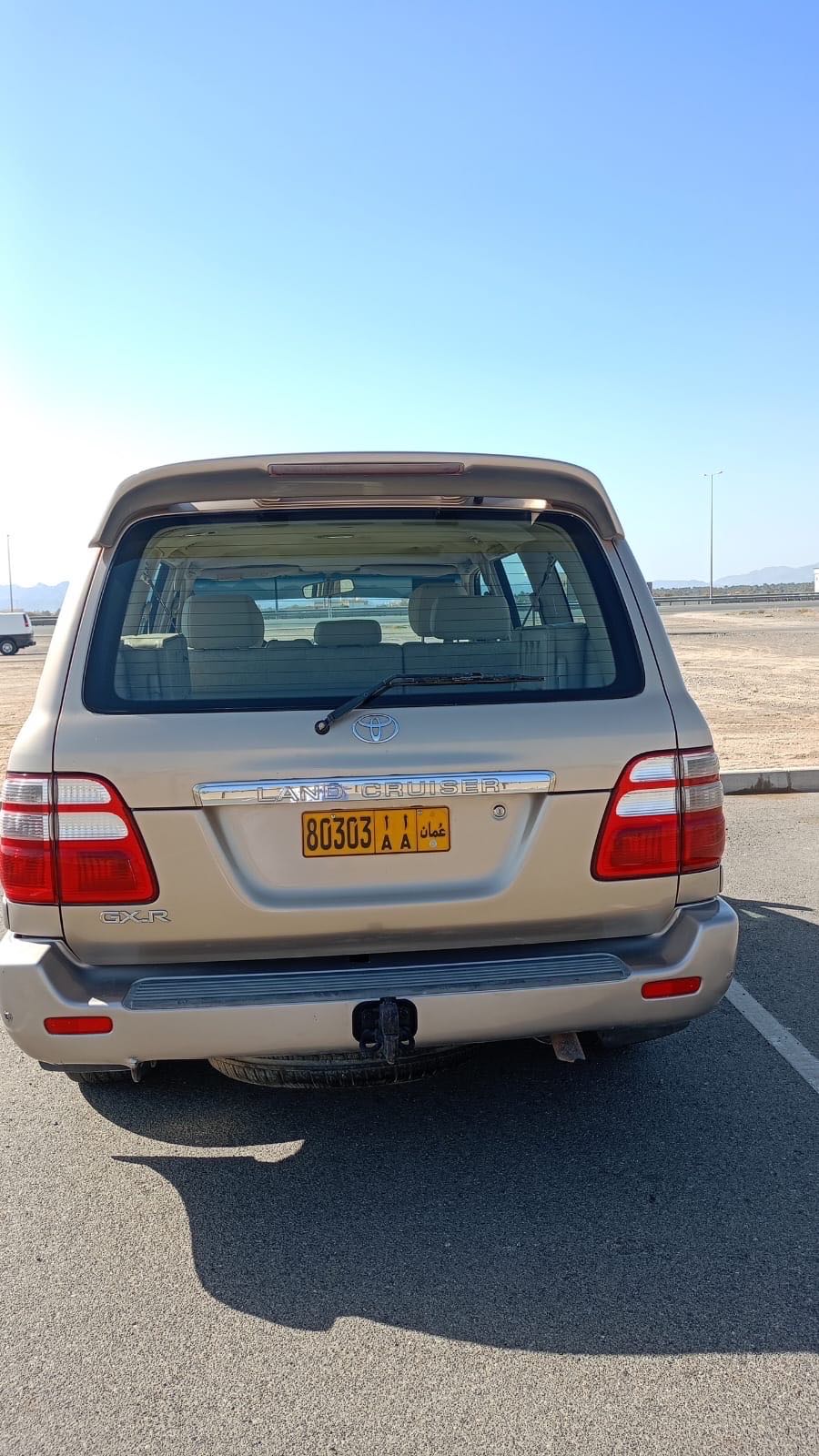 Car Image 2003 TOYOTA LAND CRUISER GX.R