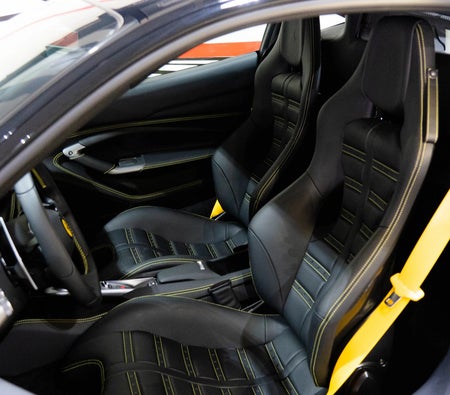 FERRARI F8 2022