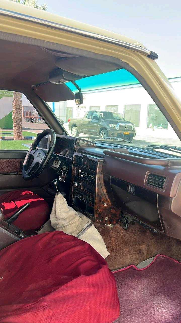 Car Image 1993 NISSAN SAFARI 