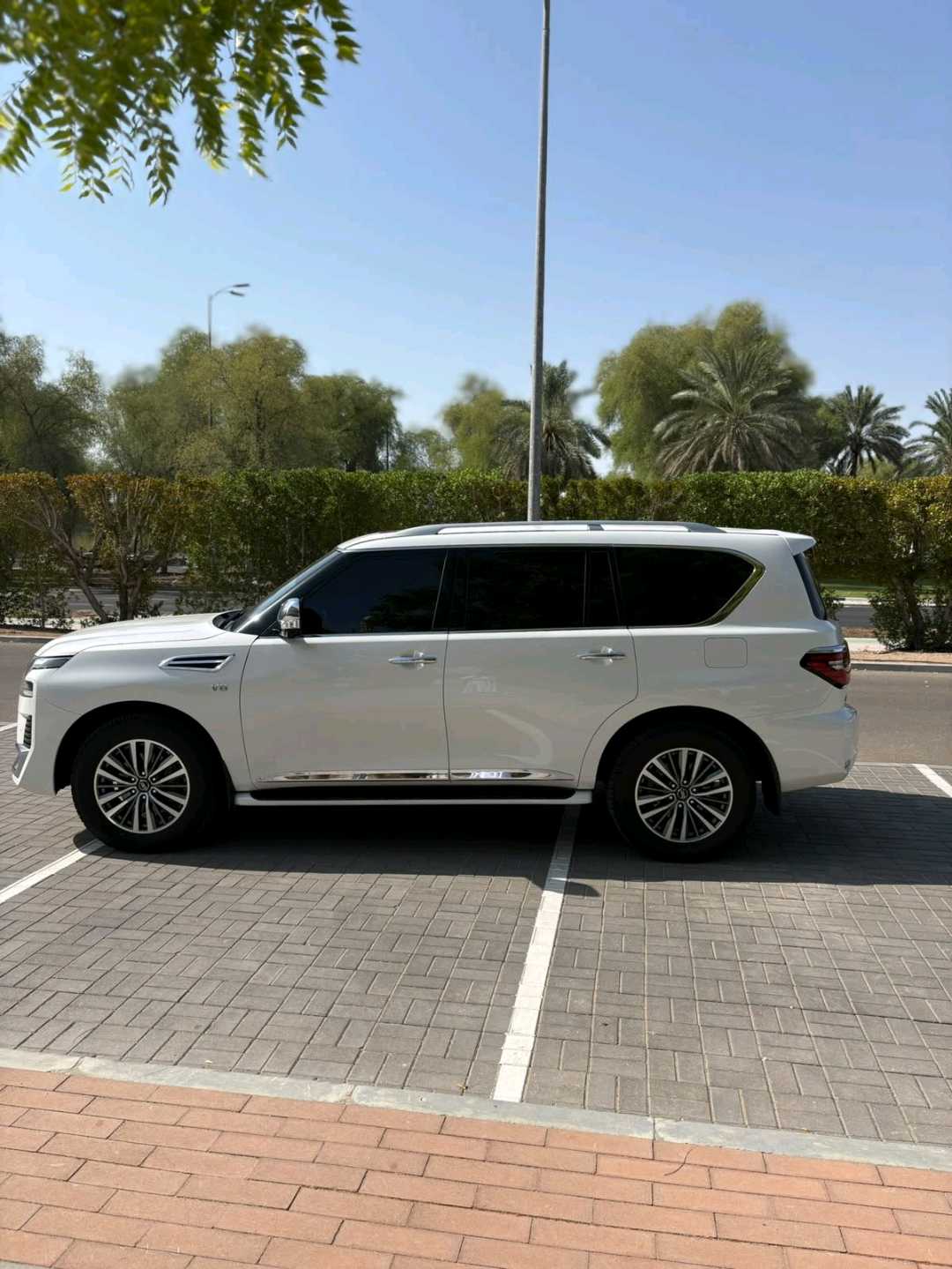 Car Image 2021 NISSAN PATROL Platinum