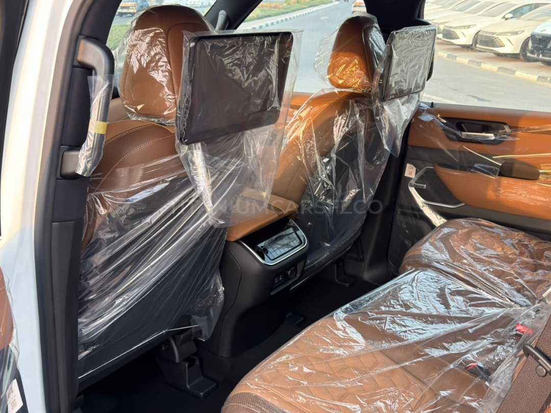 Car Image 2026 NISSAN PATROL Platinum