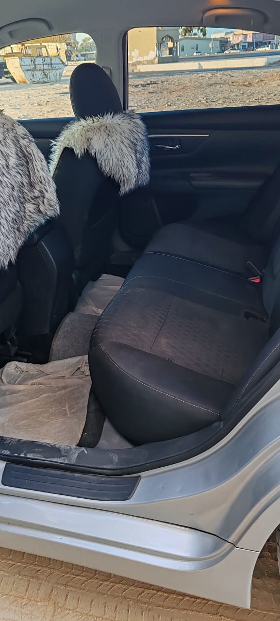 Car Image 2018 NISSAN ALTIMA SV