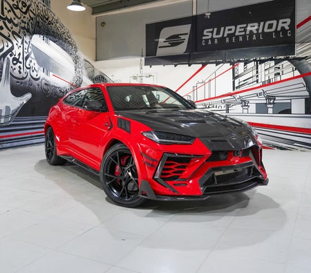 LAMBORGHINI URUS 2021