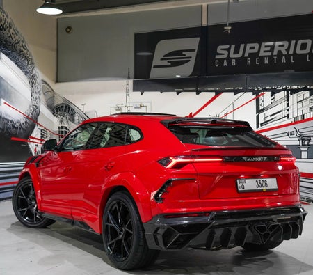 LAMBORGHINI URUS 2021