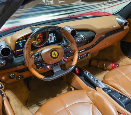 FERRARI F8 2021