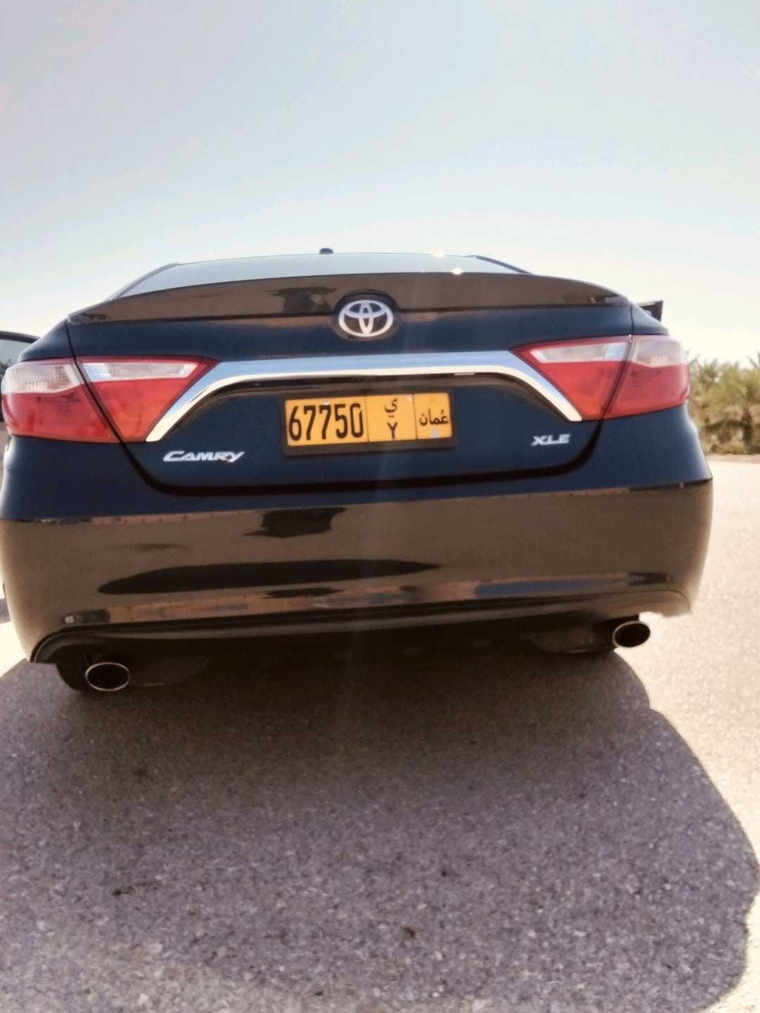 Car Image 2016 TOYOTA CAMRY XLE