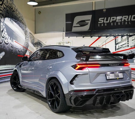 LAMBORGHINI URUS 2022