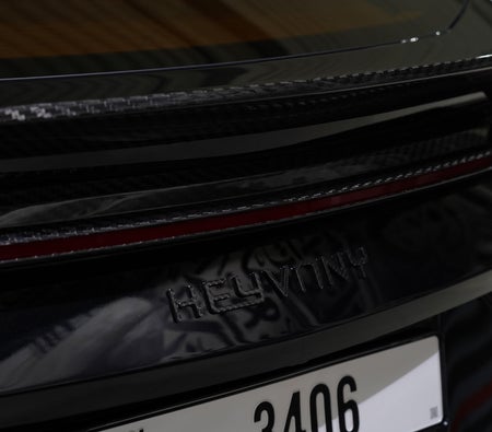 LAMBORGHINI URUS 2024