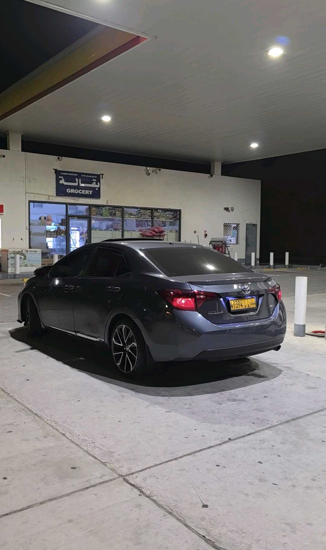 Car Image 2018 TOYOTA COROLLA SE