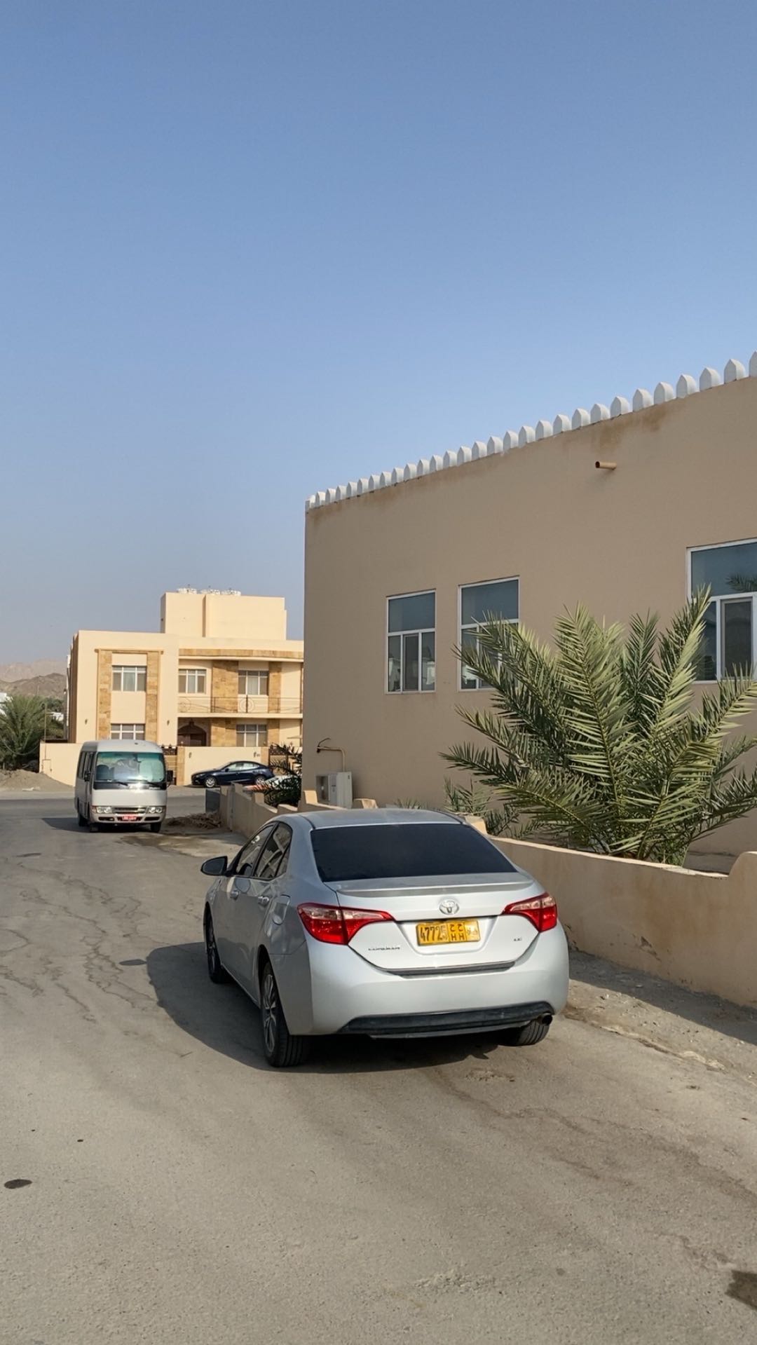 Car Image 2018 TOYOTA COROLLA LE