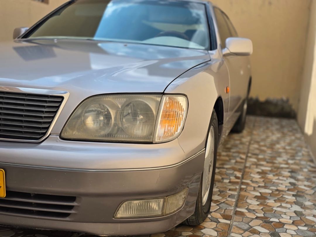 Car Image 1998 LEXUS LS 400