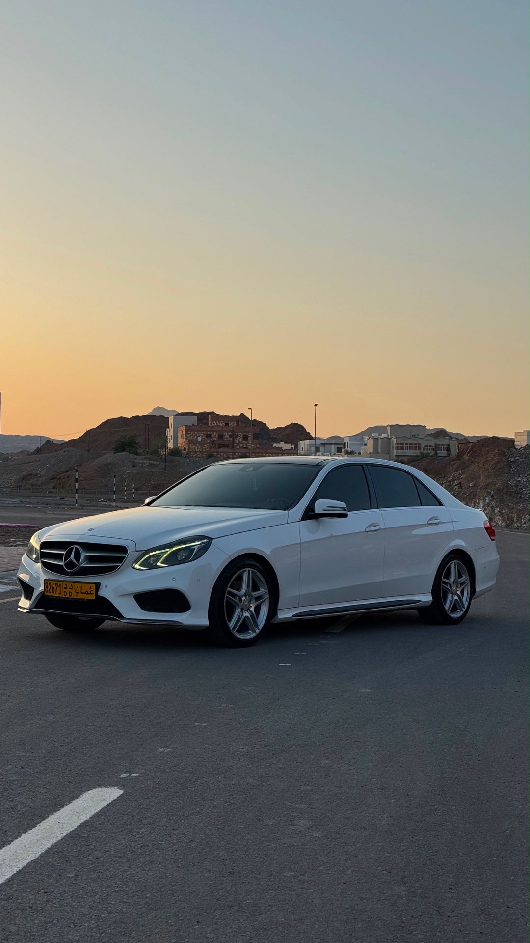 Car Image 2014 MERCEDES E Class 300