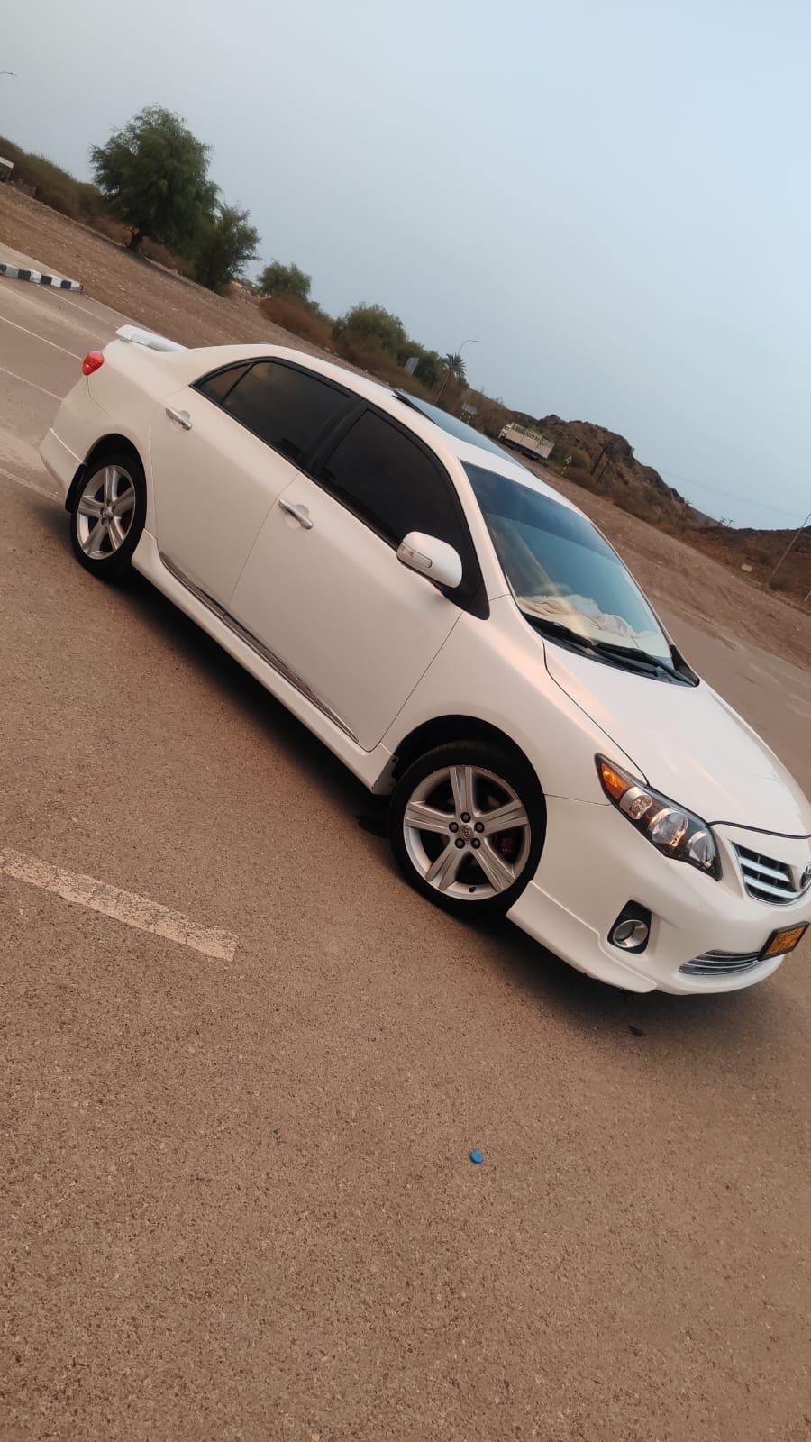 Car Image 2013 TOYOTA COROLLA S