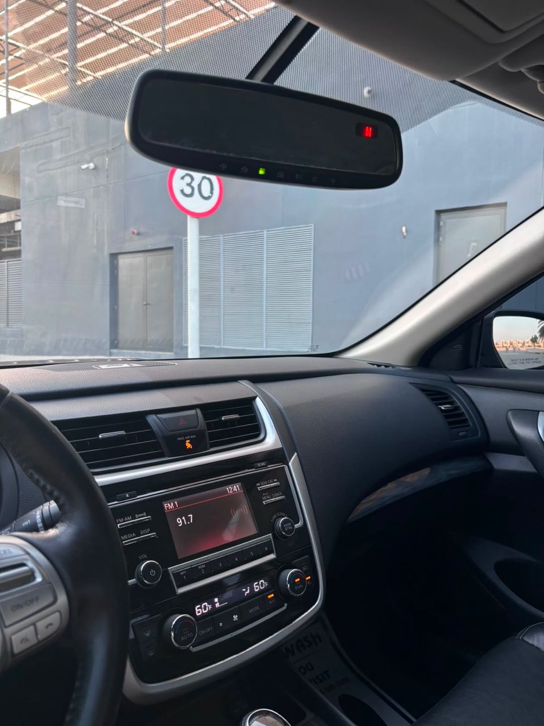 Car Image 2018 NISSAN ALTIMA SL