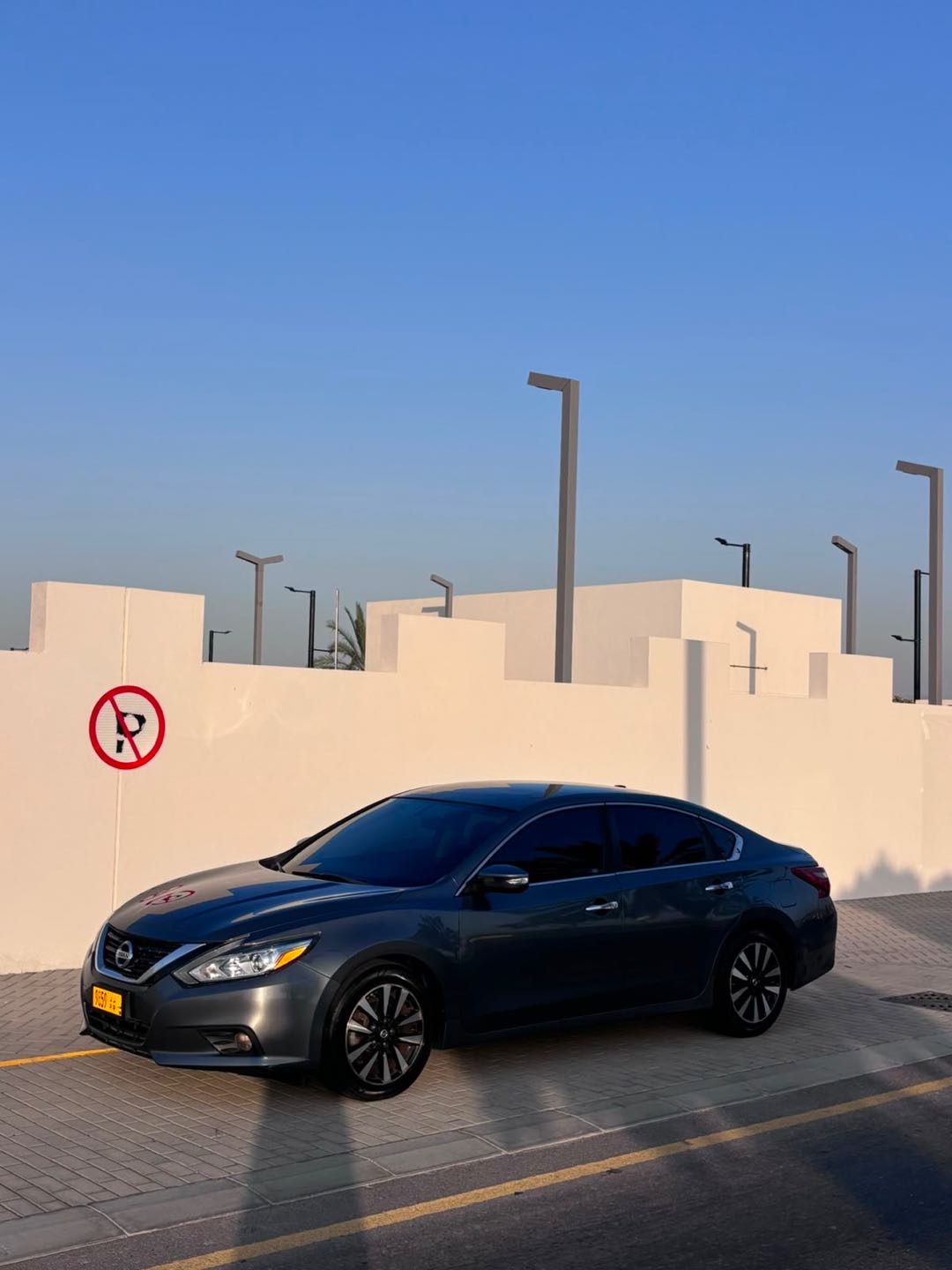 Car Image 2018 NISSAN ALTIMA SL