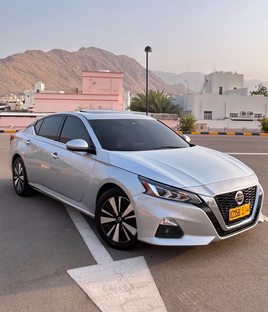 Car Image 2020 NISSAN ALTIMA SL