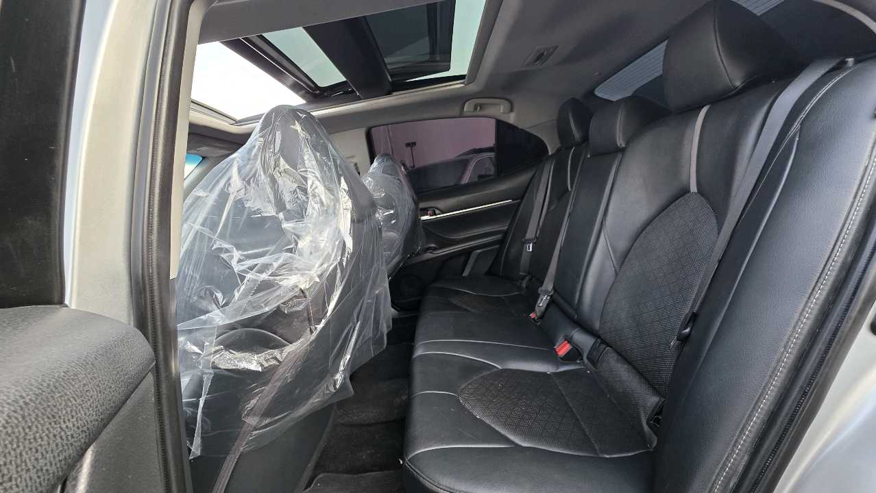 Car Image 2018 TOYOTA CAMRY XSE