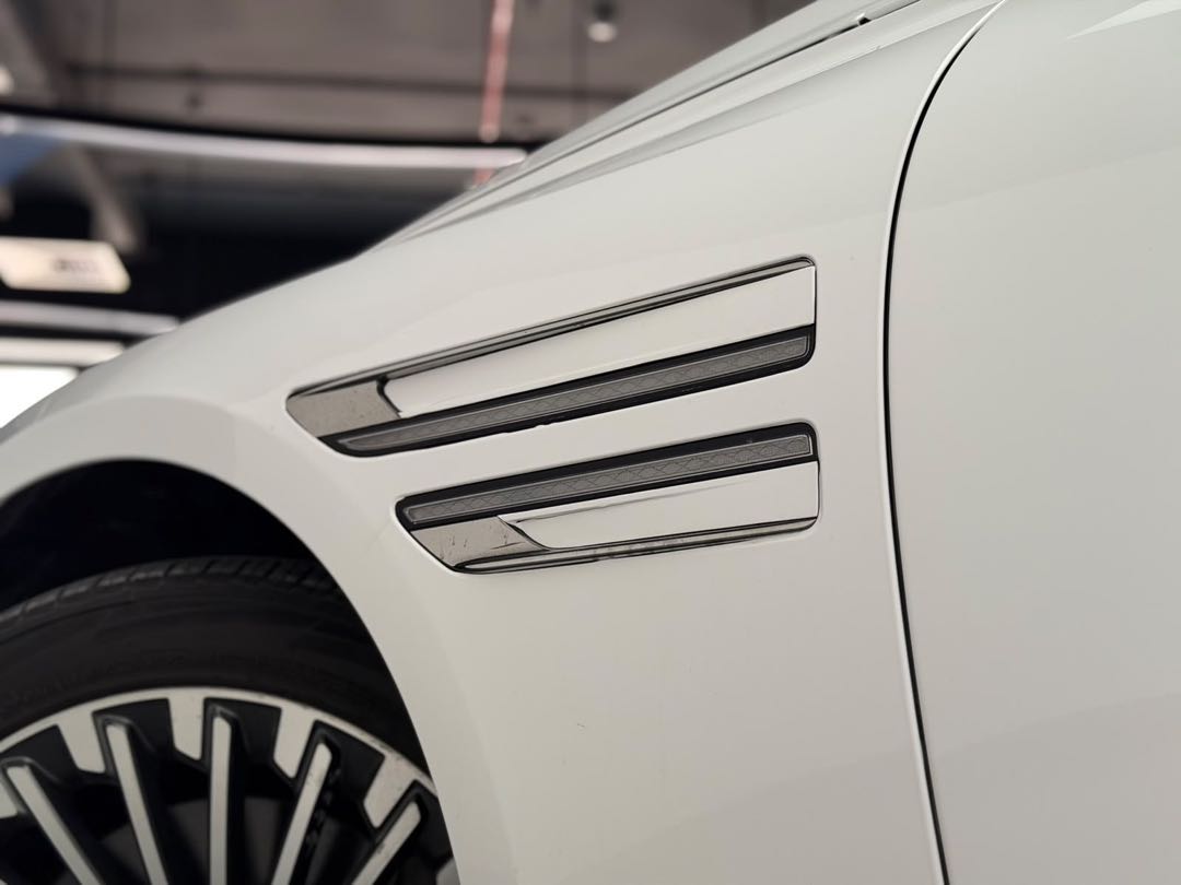 Car Image 2023 GENESIS G80 