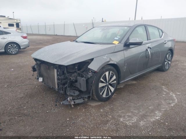 Car Image 2019 NISSAN ALTIMA SL