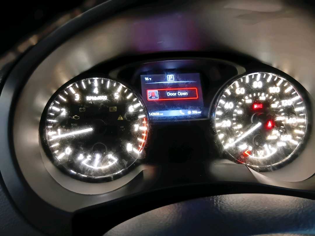 Car Image 2018 NISSAN ALTIMA SV