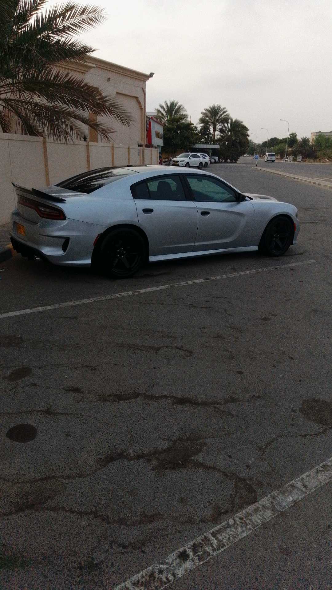 Car Image 2019 DODGE CHARGER SXT