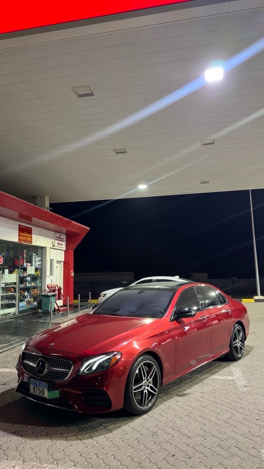 Car Image 2019 MERCEDES E Class 300
