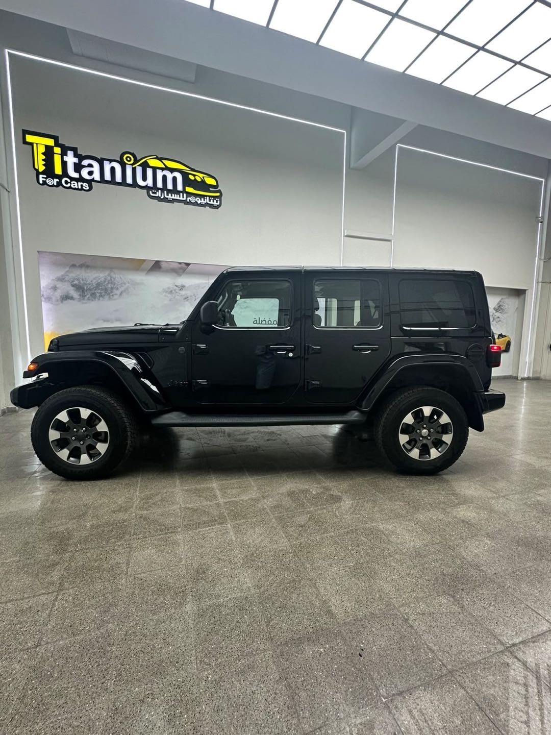 Car Image 2021 JEEP WRANGLER SAHARA