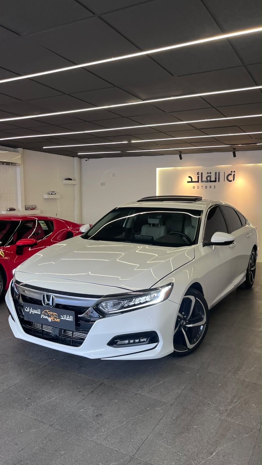 Car Image 2018 HONDA ACCORD TOURING