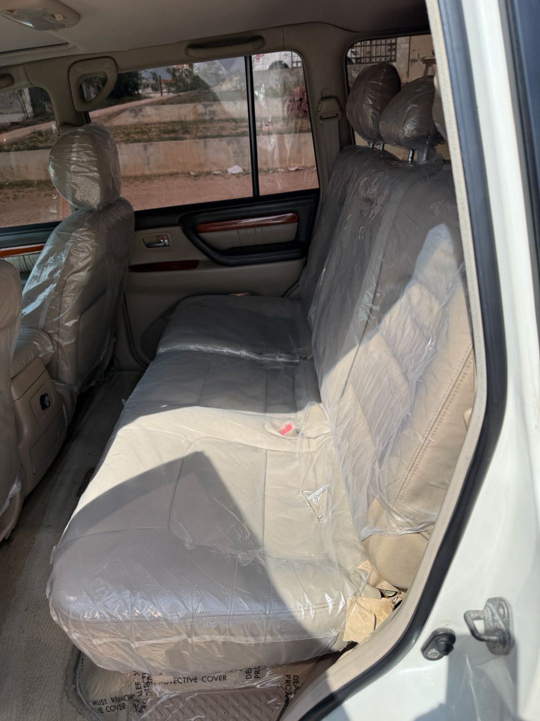 Car Image 1999 LEXUS LX 470
